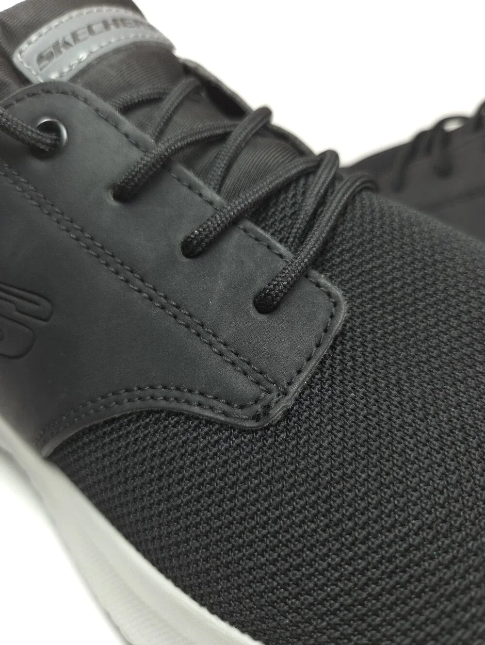 Skechers Delson Black Mesh Slip‑On Sneakers M 11